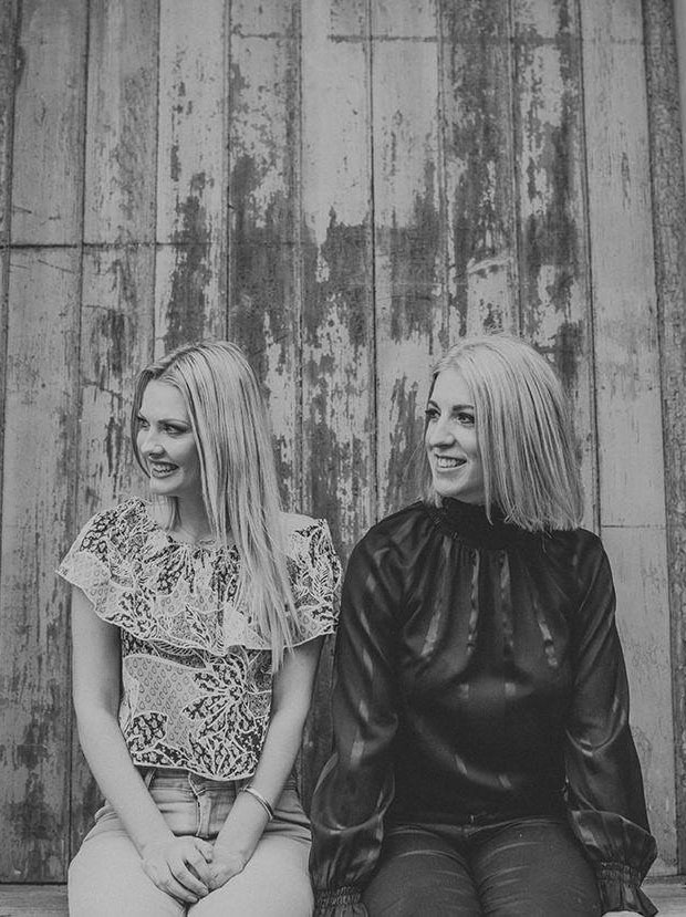 About The Manuka Set